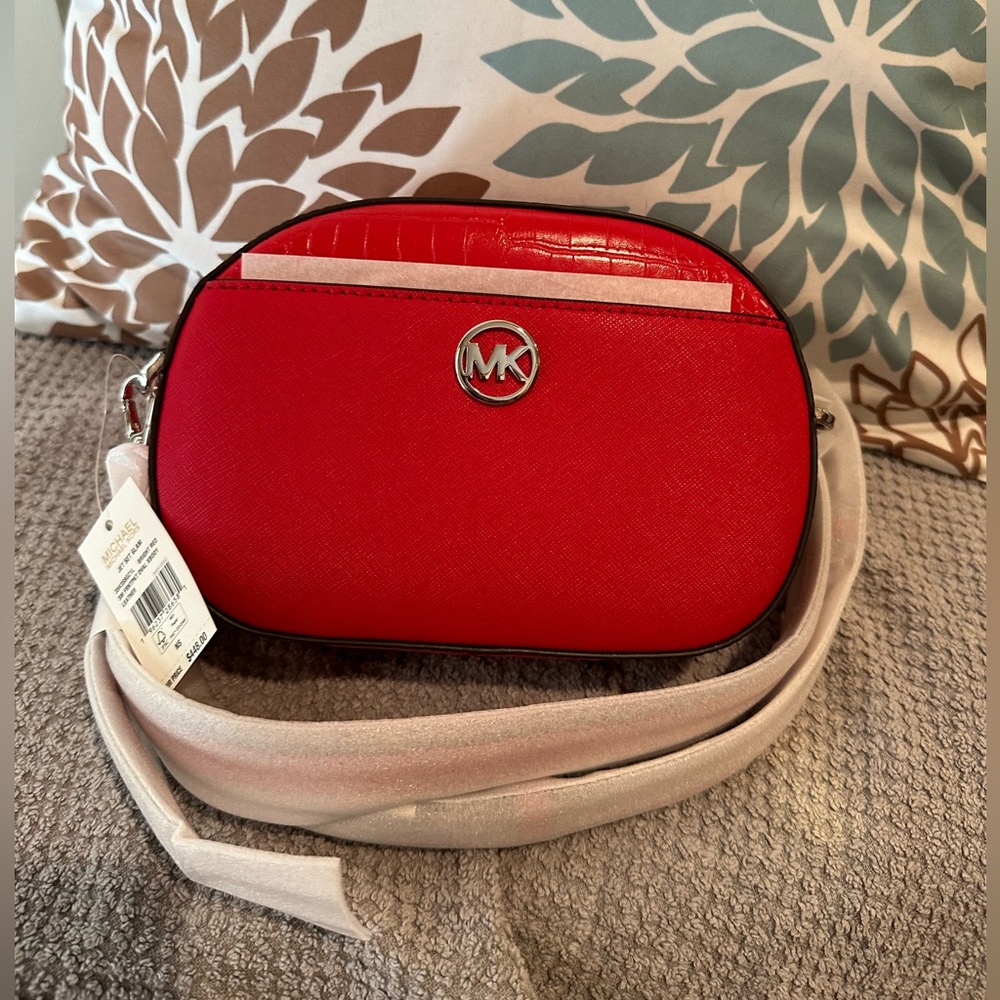 MICHAEL KORS JET SET GLAM SMALL FRONT POCKET OVAL CROSSBODY BAG BRIGHT RED